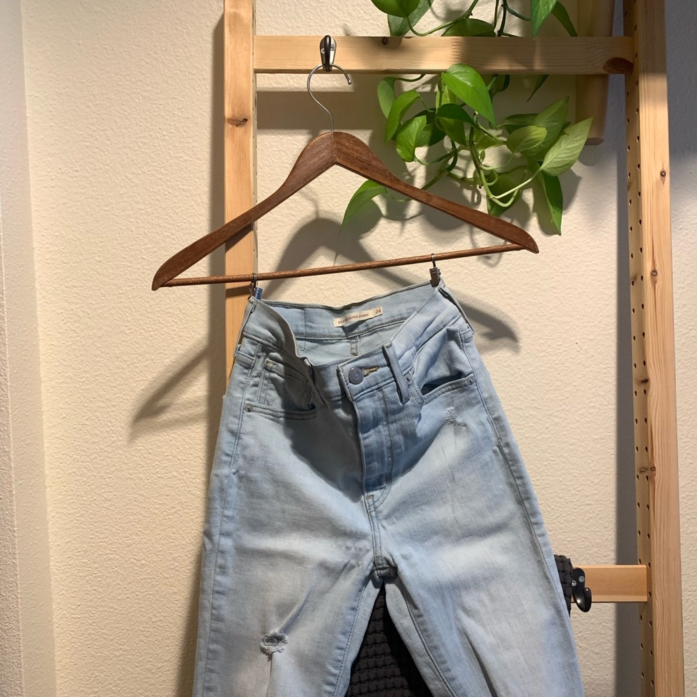 Levi’s Mile High Super Skinny Jeans